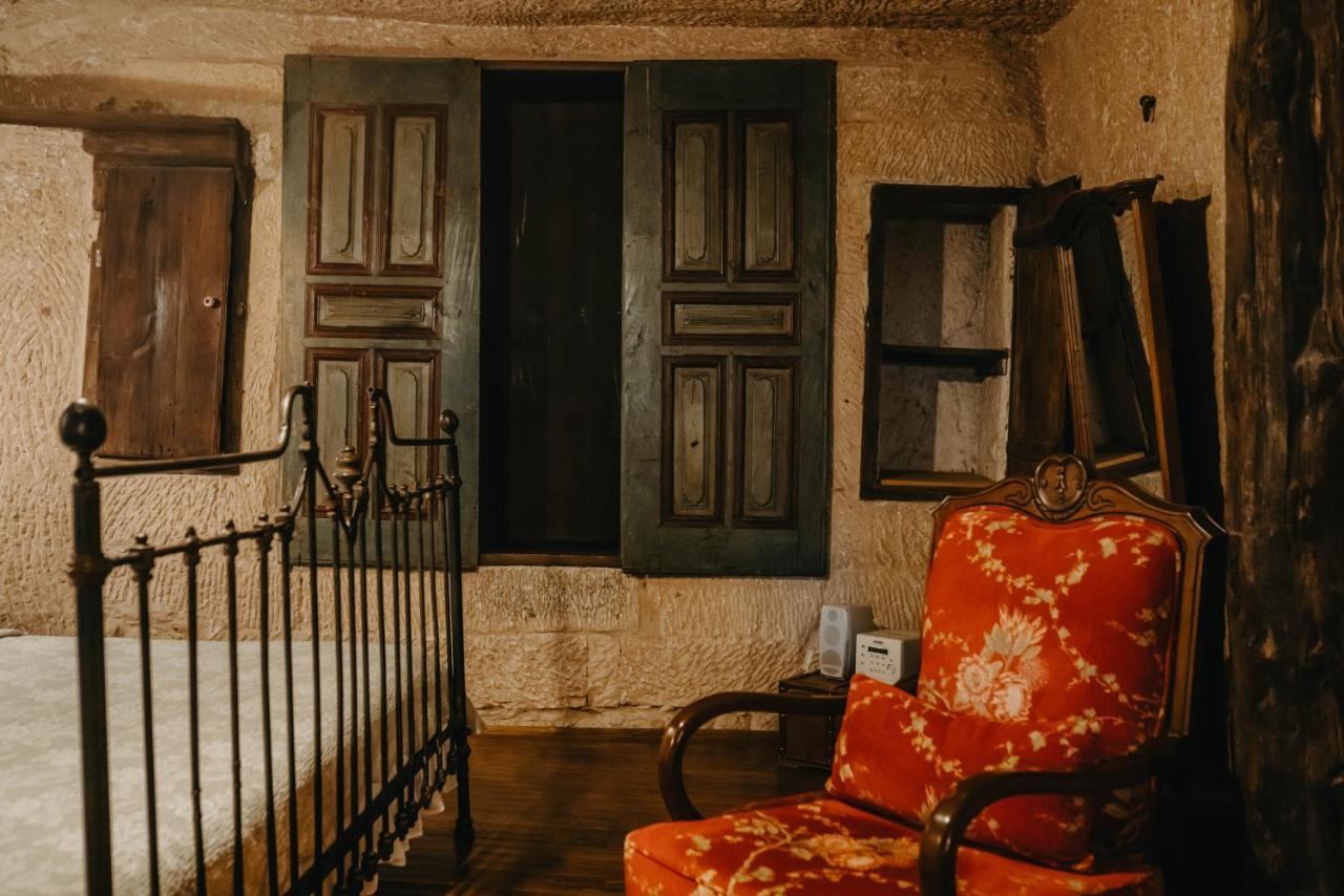 Melekler Evi Cave Hotel Ürgüp Bagian luar foto