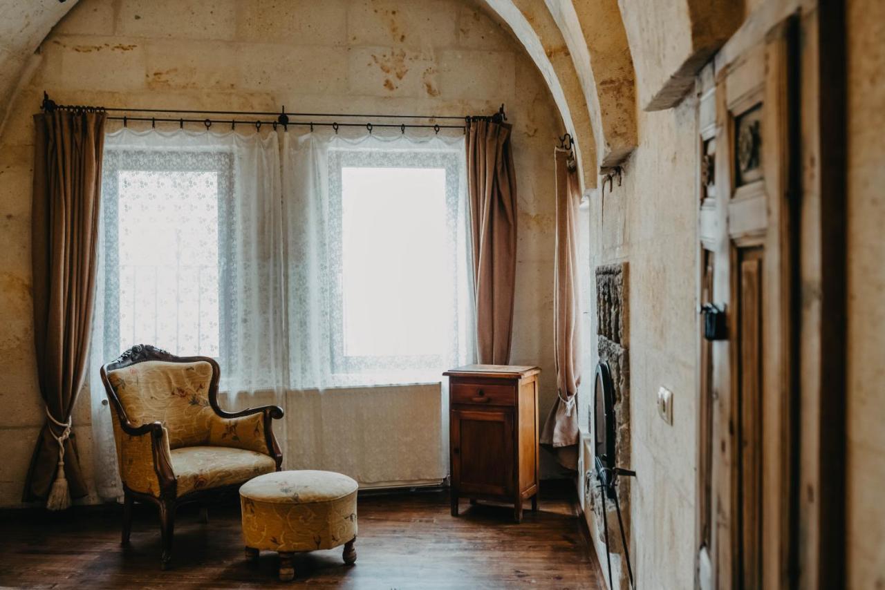 Melekler Evi Cave Hotel Ürgüp Bagian luar foto