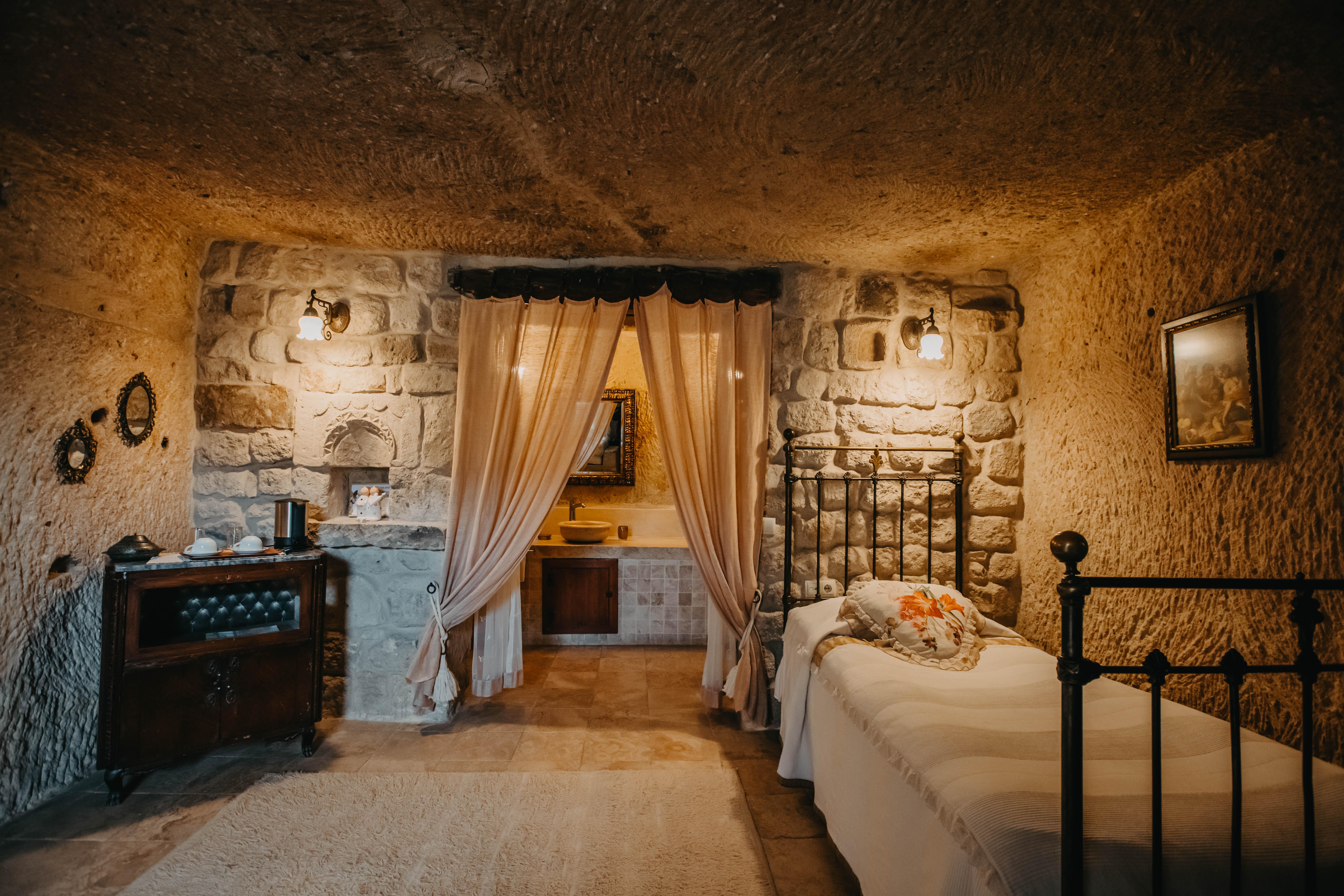 Melekler Evi Cave Hotel Ürgüp Bagian luar foto