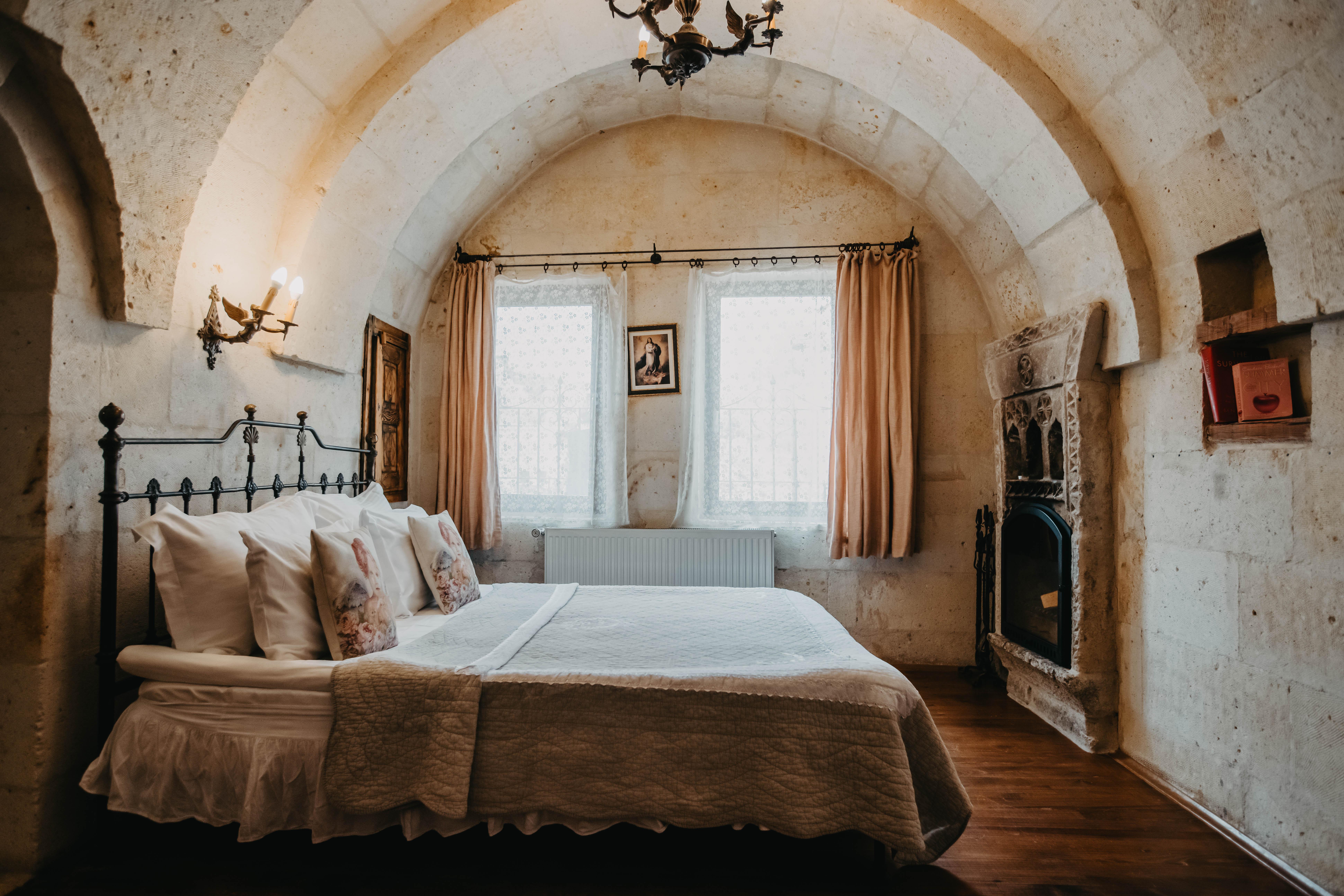 Melekler Evi Cave Hotel Ürgüp Bagian luar foto