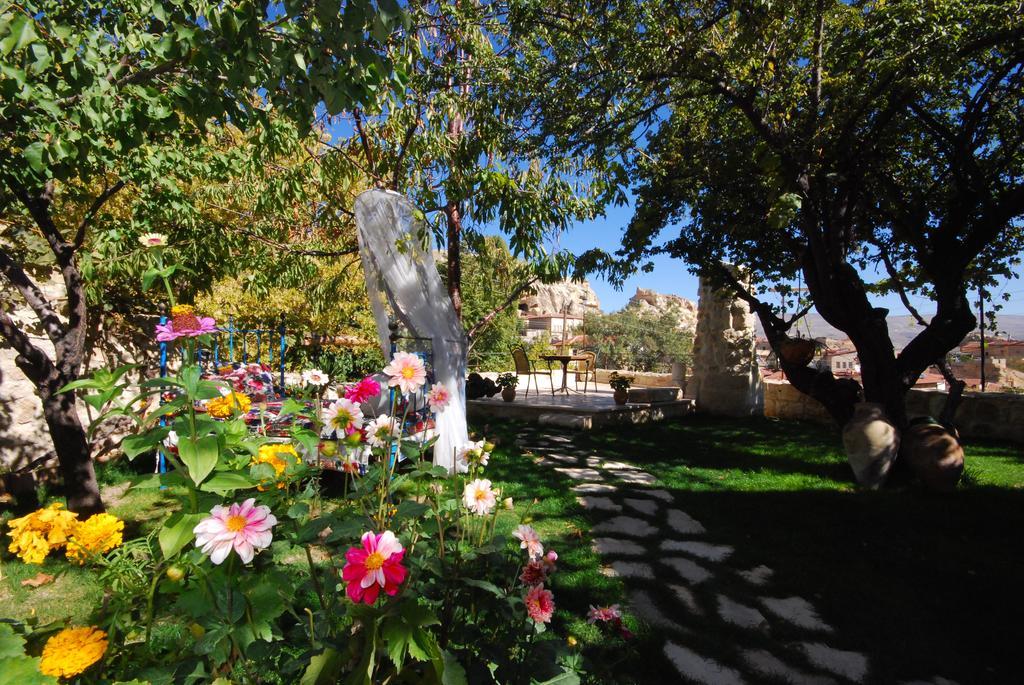 Melekler Evi Cave Hotel Ürgüp Bagian luar foto